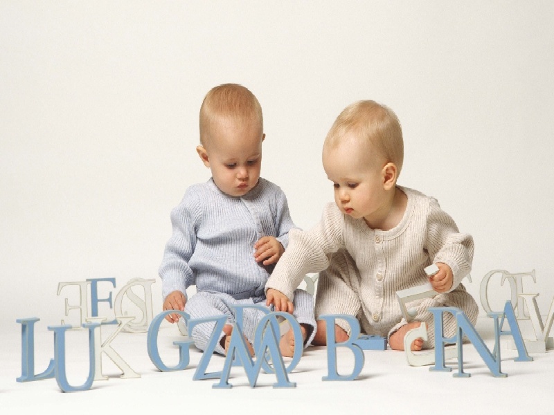 烧杯内有试管(试管不能爬楼梯)